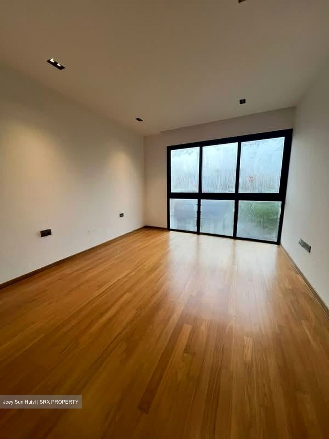 Sembawang Straits Estate (D27), Terrace #576499301